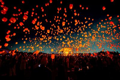 17日間で約6万個のスカイランタンが夜空を彩る 「七夕 17日間で約6万個のスカイランタンが夜空を彩る 「七夕