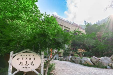 歴史ある山梨・積翠寺温泉の湯宿が新たな運営体制で再