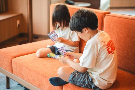 ホテルを巡って発見し、作品を創る　「お子さま向け夏