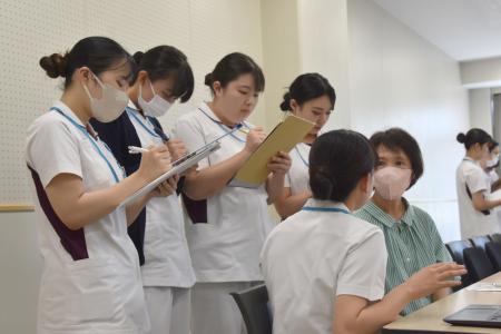 【京都橘大学】「人によりそう看護」を実践するutf-8