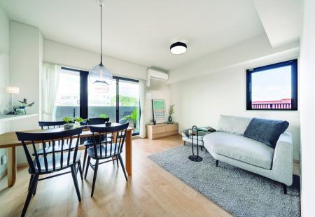 一宮エリア初の分譲マンション、完成住戸2部屋を同時 一宮エリア初の分譲マンション、完成住戸2部屋を同時