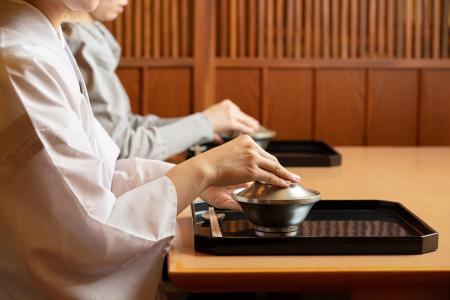 【ホテルオークラ福岡】夏休み特別企画「テーブルマナ