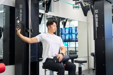 【新しいカタチのトレーニング】4Dストレッチマシン×