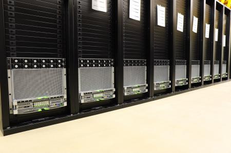 データセクション、国内第1号のAIデータセンターにNVI