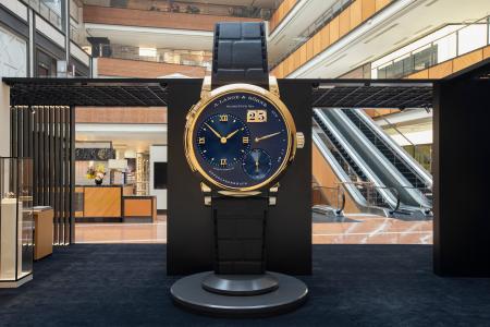 【A.ランゲ&ゾーネ】 日本初上陸、高さ3mを越える腕 【A.ランゲ&ゾーネ】 日本初上陸、高さ3mを越える腕