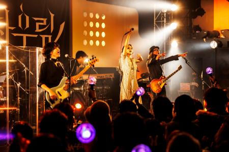 韓国ロック界のレジェンドJAURIM（紫雨林）来日公演　