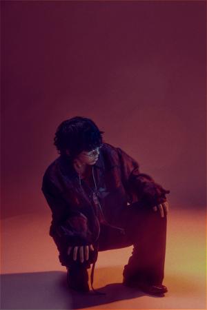 4na、新曲「Old Dance hahaha」のMVを公開。来年4月7
