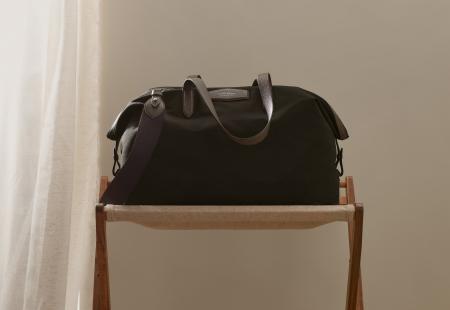 【SMYTHSON】スマイソンを彩る新色「Dark Moss」