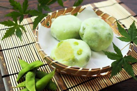 総重量の約3割以上に枝豆（ずんだ）を使用。「ずんだ