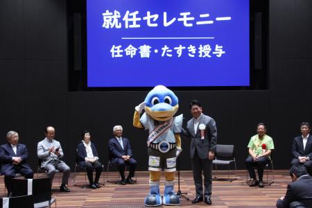 川崎フロンターレ公式マスコット「ふろん太」が交通安