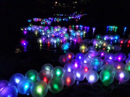 「行く夏の日夜きらめく日光路」真夏をときめくアクテ