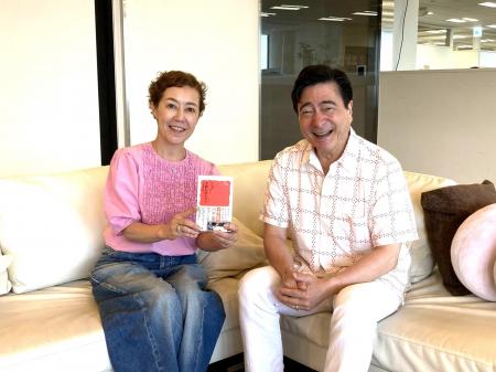 J-WAVEナビゲーター歴38年のジョン・カビラが明かす“