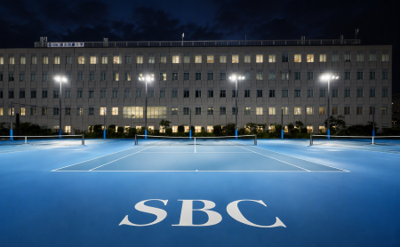 SBC東京医療大学、全豪オープン採用の素材・カラーを