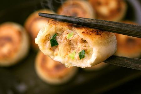 餃子ファン待望！9ブランドの個性派餃子が大集結！8月