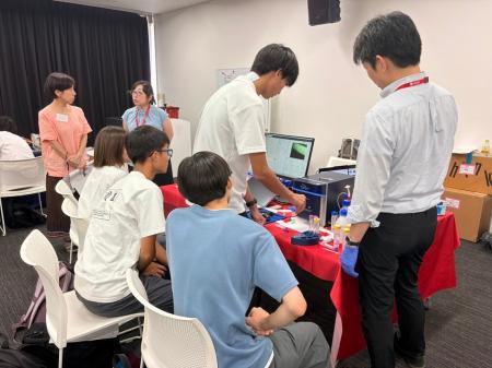 DKSH、JAIMAサマーサイエンススクール2026で中高生を DKSH、JAIMAサマーサイエンススクール2026で中高生を