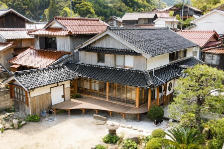 古民家率全国1位の島根で古民家宿・輪島屋の改修を一 古民家率全国1位の島根で古民家宿・輪島屋の改修を一
