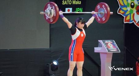 日本体育大学ウエイトリフティング部所属佐藤和花選手 日本体育大学ウエイトリフティング部所属佐藤和花選手