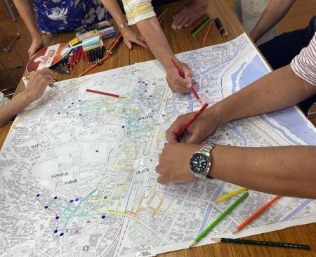 松戸市とのSOMPO流「逃げ地図」づくりワークショ 松戸市とのSOMPO流「逃げ地図」づくりワークショ