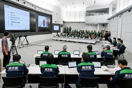 令和8年台風第13号に係る東京都災害即応対策本部会議 令和8年台風第13号に係る東京都災害即応対策本部会議