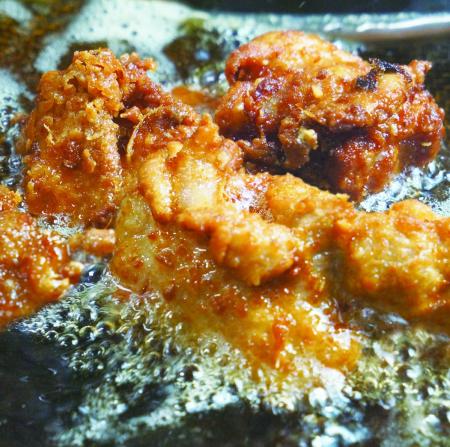 新潟名物『半身揚げ』と肉汁溢れる『鶏からあげ』の3 新潟名物『半身揚げ』と肉汁溢れる『鶏からあげ』の3