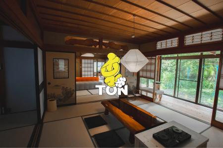 デザイン会社がつくった、屯（たむろ）するための家。