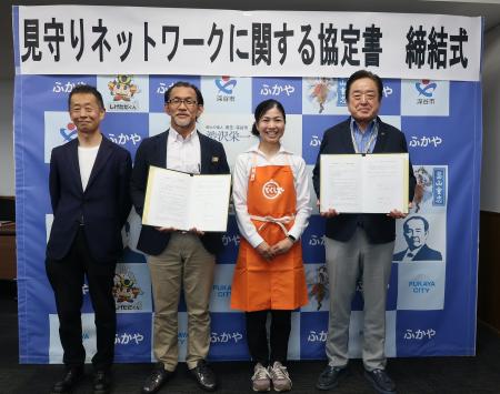 「買い物支援」×「地域の見守り活動」を行う移動スー