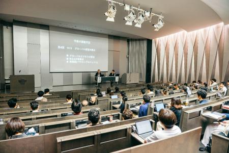 明治大学ビジネススクールが、変化の時代を生き抜く経