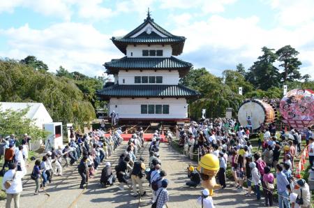 現存天守が動く!弘前城天守曳戻しイベント2026年8月 現存天守が動く!弘前城天守曳戻しイベント2026年8月