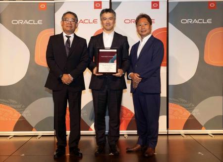 日本オラクルから、「Best Cloud AI Partner of the Y