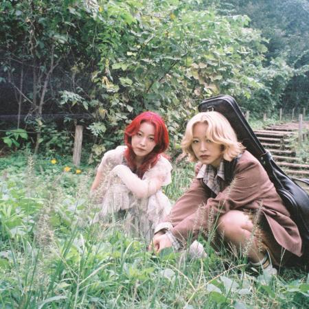 双子姉妹ユニットweak.butterfly、映画監督・須藤蓮と