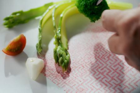 この秋、御代田の森で感性をひらく。パリを拠点に活動