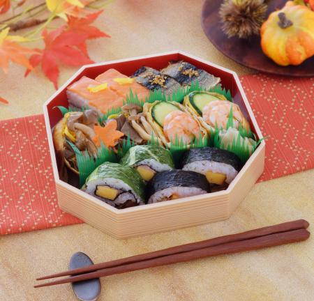 【古市庵】秋が旬!蒲焼さんまの押寿司をはじめ、6種 【古市庵】秋が旬!蒲焼さんまの押寿司をはじめ、6種