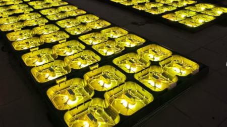 100機から始めるドローンショーの自社運用。White Cro