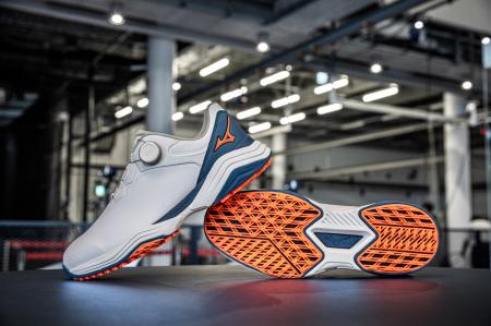 ゴルフシューズ「MIZUNO NEO IMPACT」シリーズ発売