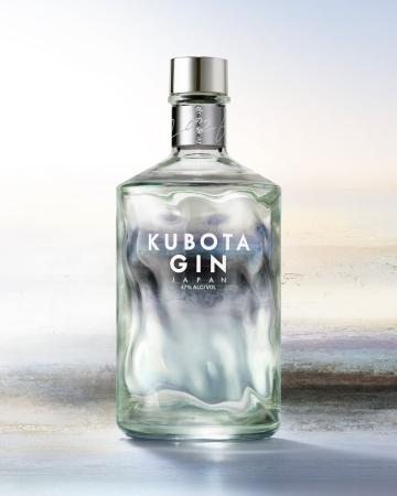 清酒「久保田」醸造元の蒸留酒「ＫＵＢＯＴＡ　ＧＩＮ