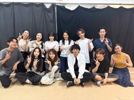 白柏寿大主演『プリズムの窓』、目下稽古中!!キャス 白柏寿大主演『プリズムの窓』、目下稽古中!!キャス