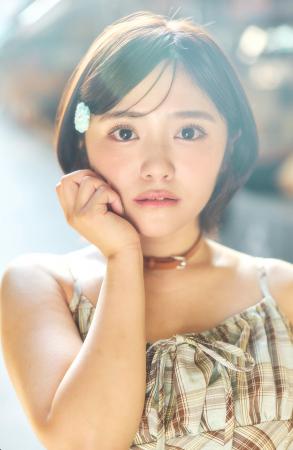 岡田彩夢 6年ぶりの写真集でオマージュ表紙が可愛すぎ