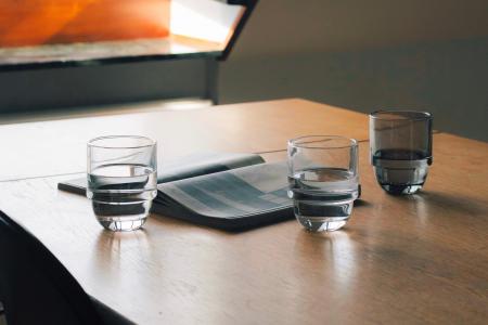 「HASAMI PORCELAIN」より新作『Round Glass Cup』を 「HASAMI PORCELAIN」より新作『Round Glass Cup』を