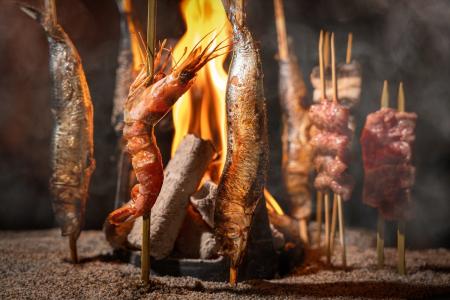 【飲食新業態】全テーブルに炉端を完備した新しい食体 【飲食新業態】全テーブルに炉端を完備した新しい食体