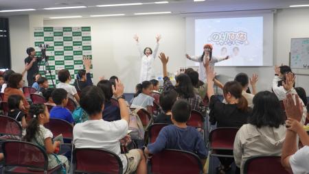 夏休みに楽しく学ぶ化学と電気 SNSで人気「のりのり 夏休みに楽しく学ぶ化学と電気 SNSで人気「のりのり