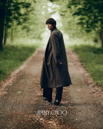 JIMMY CHOO、英国のカントリーサイドから着想を得たオ JIMMY CHOO、英国のカントリーサイドから着想を得たオ