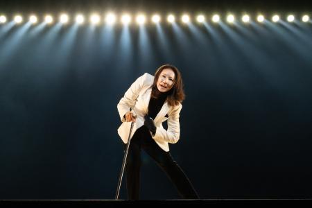 吉田羊が“悪の権化”リチャード三世を熱演！パルコ・プ