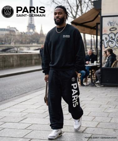 【Paris Saint-Germain】バックのビッグエンブレムが 【Paris Saint-Germain】バックのビッグエンブレムが