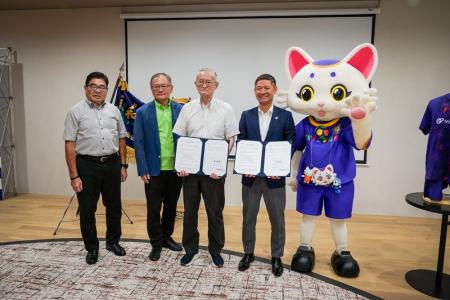 新宿区町会連合会と連携・協力に関する協定を締結 新宿区町会連合会と連携・協力に関する協定を締結