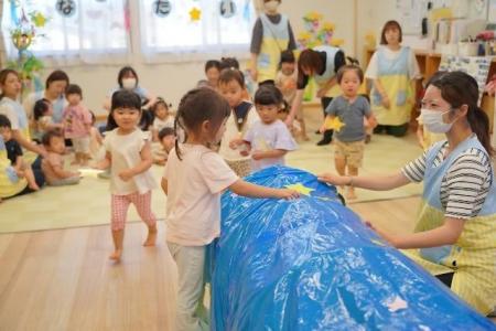 保育士資格は不問。企画・広報の力で「子育てするなら 保育士資格は不問。企画・広報の力で「子育てするなら