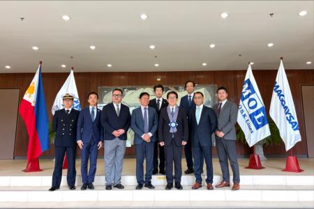 国土交通大臣が当社フィリピン商船大学を訪問