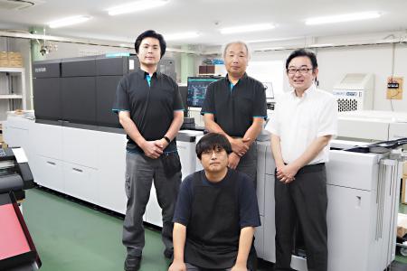 特殊印刷の表現力と生産性を飛躍的に高める、最新鋭デ