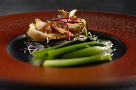 【 秋季限定 】上海蟹味噌、北京ダック、黒毛和牛。秋