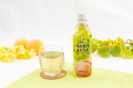 セブンプレミアムから「マスカット＆ピーチ」のペット