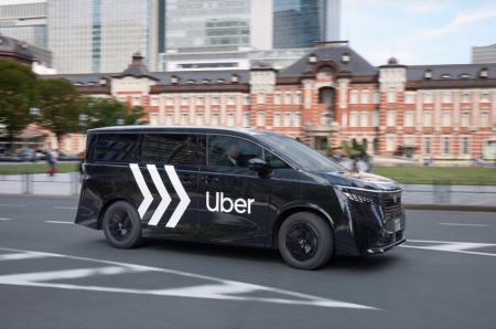 Uber プレミアム、新型「エルグランド」が運行開始